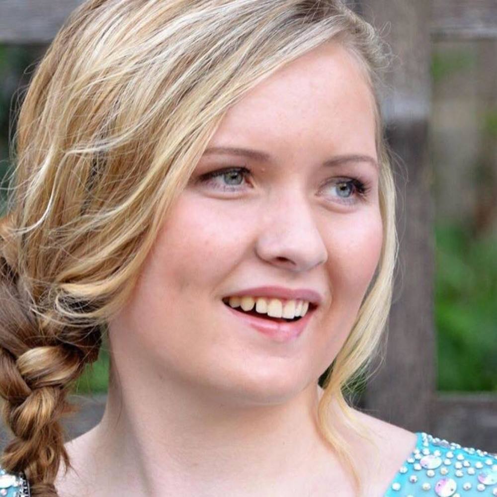 Meet your Posher, Anna